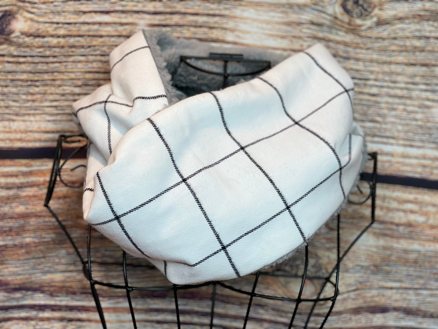 White Windowpane Plaid Flannel and Grey Sherpa Infinity