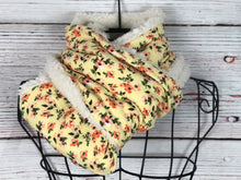 Buttercups & Flowers Lush Rib Knit Sherpa Infinity Scarf